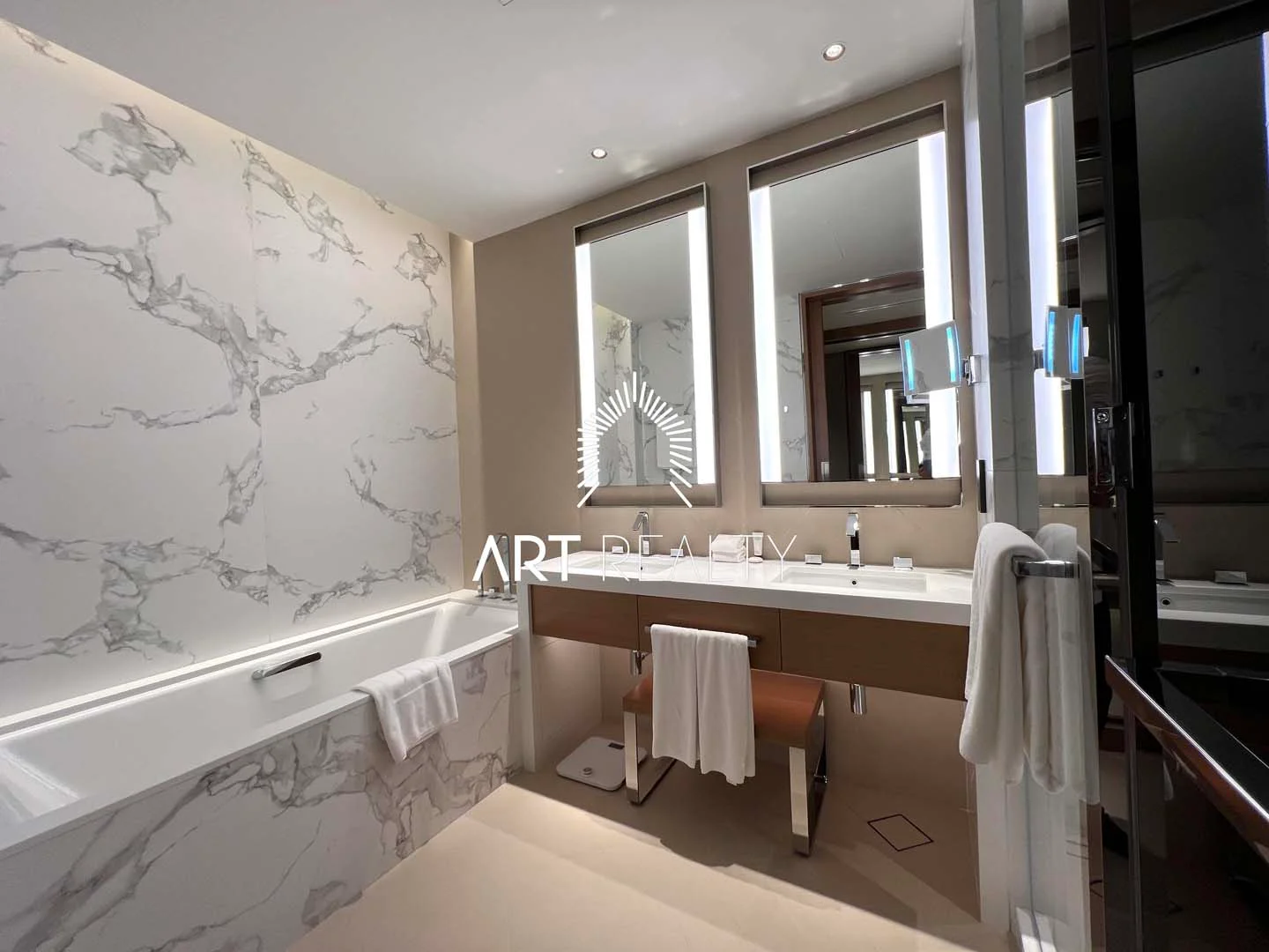 c08e89fd-aa61-11ee-9e71-42ed0ad89242