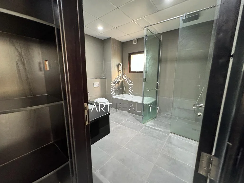 ce805210-941c-11ee-a18a-eeca1ec17ac0